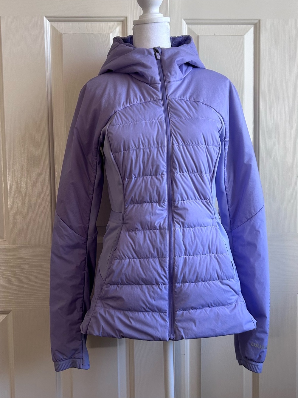 lululemon athletica Hooded Insulated Puffer Jacket Lilac size 6